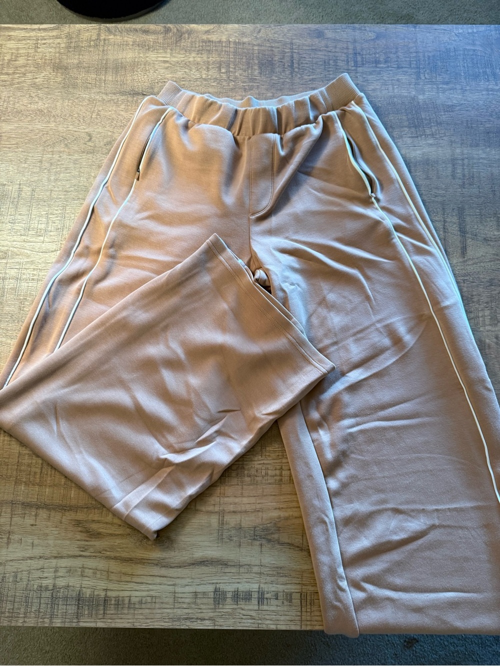 Aerie Wide Leg Sweatpants with zipper pockets